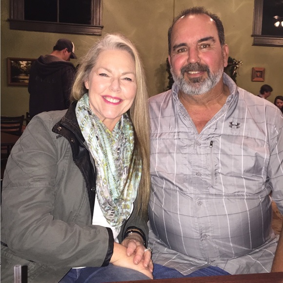 Meet your Posher, Jennifer - Picture 2 of 2